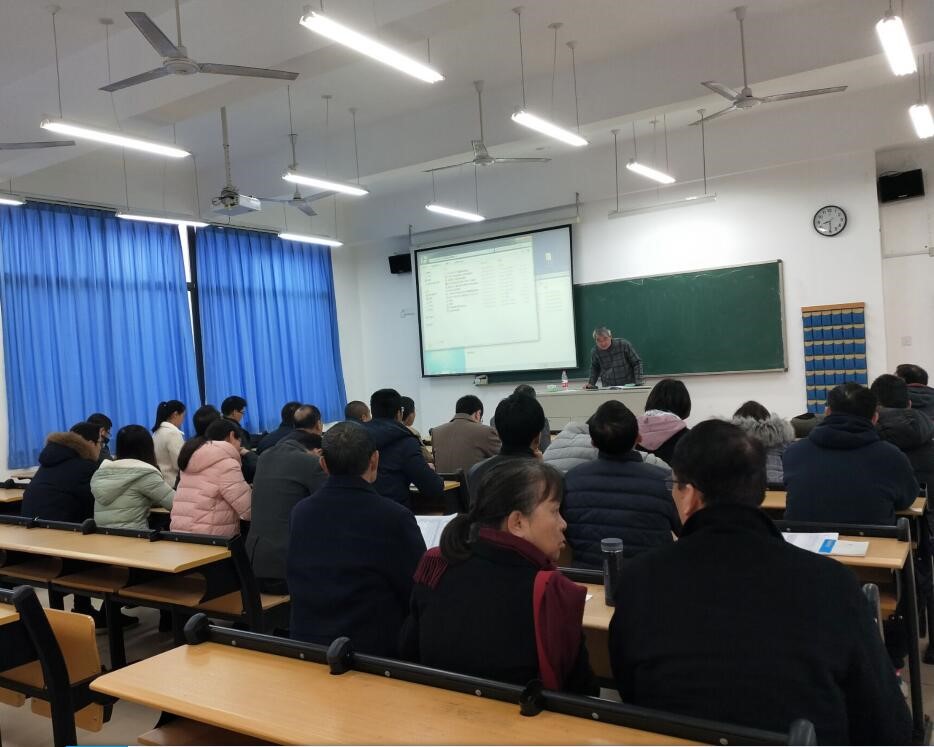 教务处深入检查2015级本科生毕业设计工作