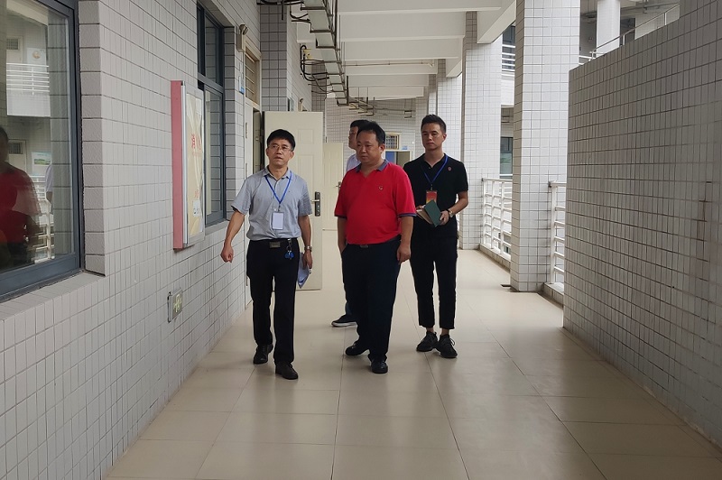 我校开展新学期“开学周”集中听课查课专项活动